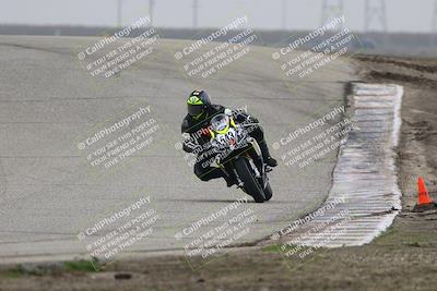 media/Nov-29-2025-TrackDaz (Sat) [[10ae2d9bce]]/A Group/Session 3 (Outside Grapevine)/